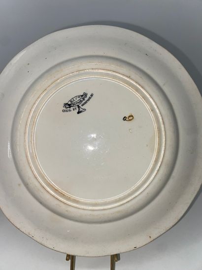 GIEN: Suite of 6 fine earthenware dessert...