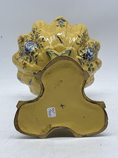 Earthenware display bowl with polychrome...