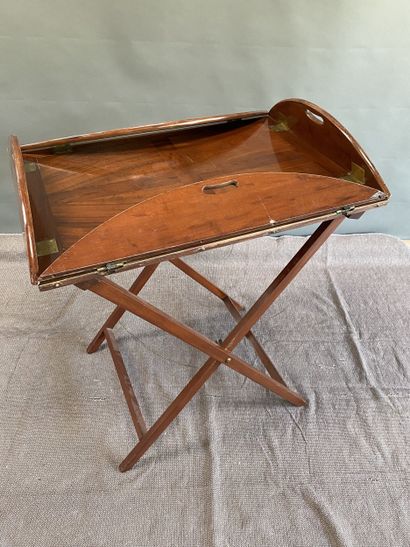 Mahogany boat table with retractable oval...