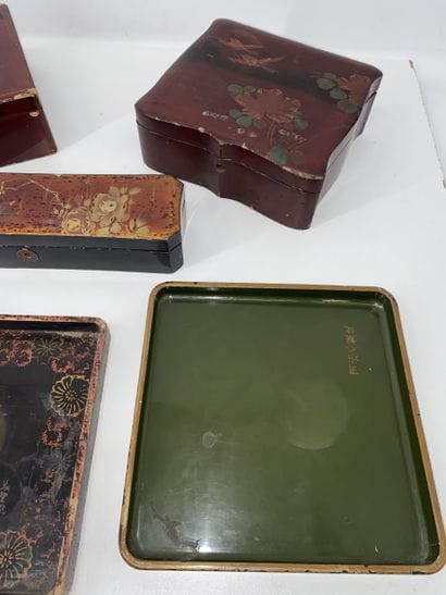 JAPAN: Set of three lacquered wood boxes...