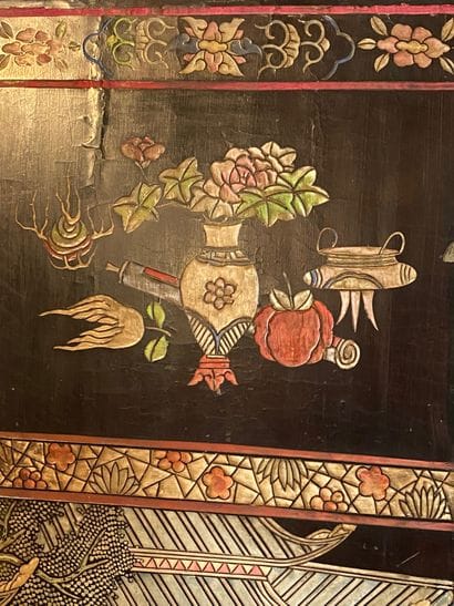 CHINA Six-leaf folding screen in incised...