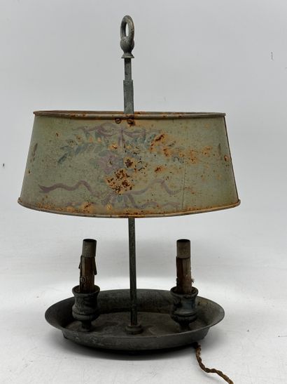 Oval two-light metal hot-water bottle lamp,...