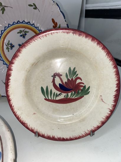 Earthenware lot, including 3 salad bowls...