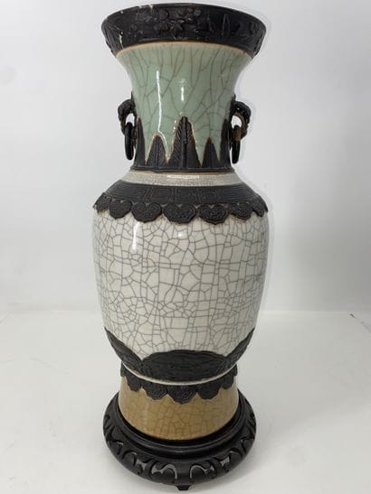 Porcelain baluster vase with cracked base,...