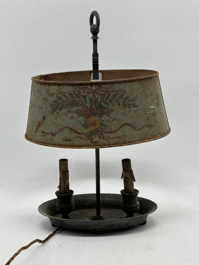 Oval two-light metal hot-water bottle lamp,...