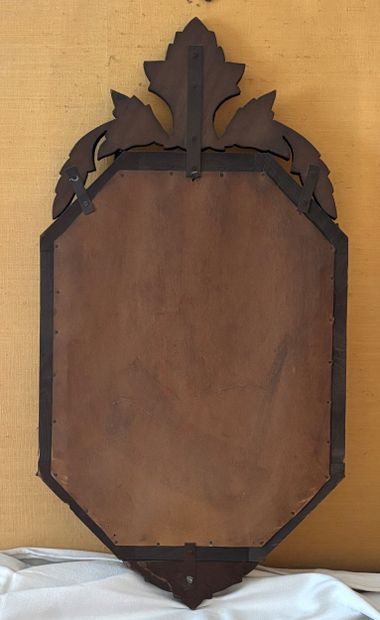 Octagonal cut-glass window, Venice 92 x 49...