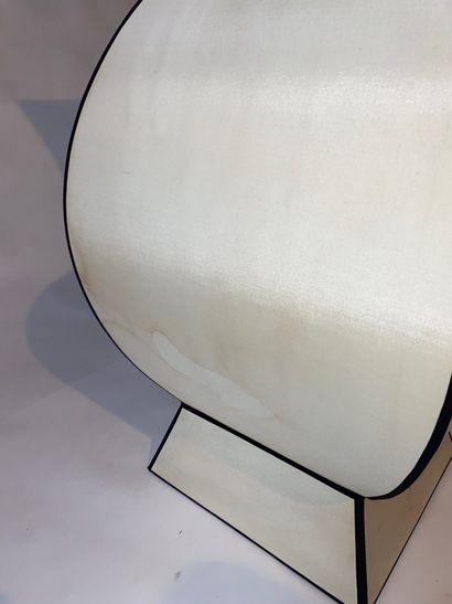 Pair of baluster-shaped pagoda lamps in white...