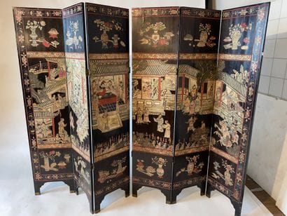 CHINA Six-leaf folding screen in incised...