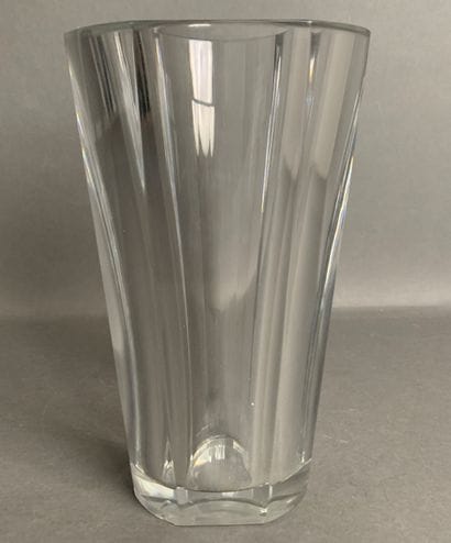 BACCARAT Cutaway crystal vase, marked H:...