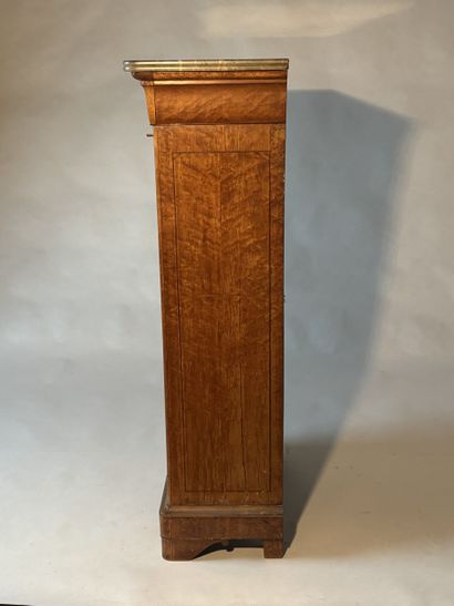 Secretary with flap in light-colored veneer...