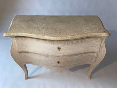 Curved chest of drawers in white ceruse wood,...