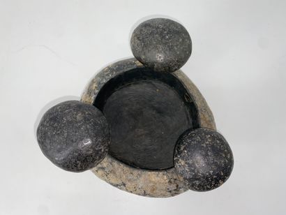 Untitled Sculpture in stone and metal. H:...