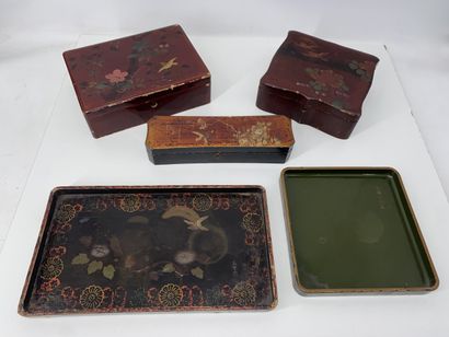 JAPAN: Set of three lacquered wood boxes...