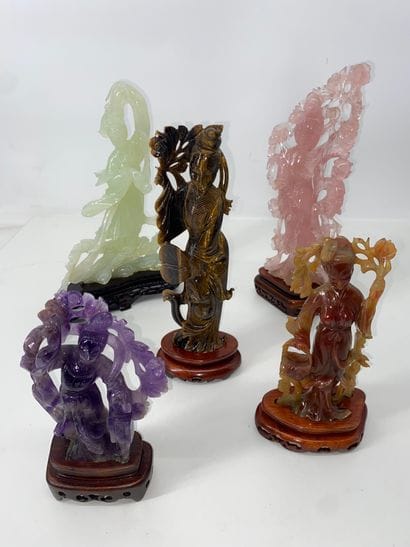 CHINA Set of five statuettes in hard stones...