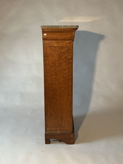 Secretary with flap in light-colored veneer...