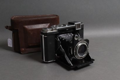 ZEISS IKON 
Super Ikonta 532/16 bellow camera,...