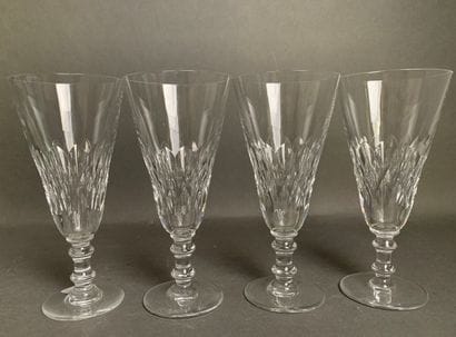 BACCARAT Set of cut crystal Armagnac stemmed...