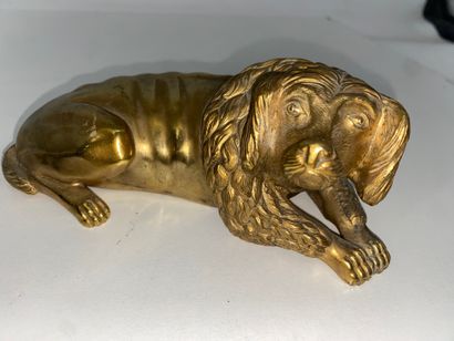 Porcelain inkwell, brass frame. Circa 1920....