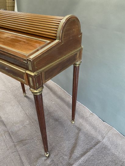 Small mahogany slatted cylinder desk, tapered...
