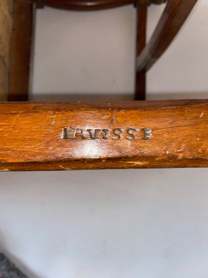 Suite de quatre chaises en hêtre verni, à...