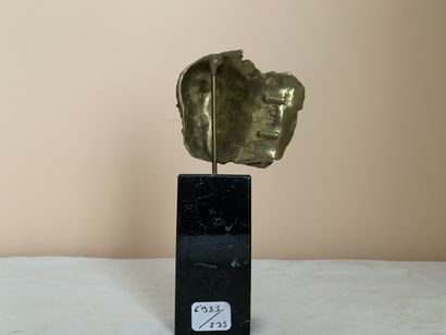 Igor MITORAJ (1944-2014)
Tête voilée
Sculpture...
