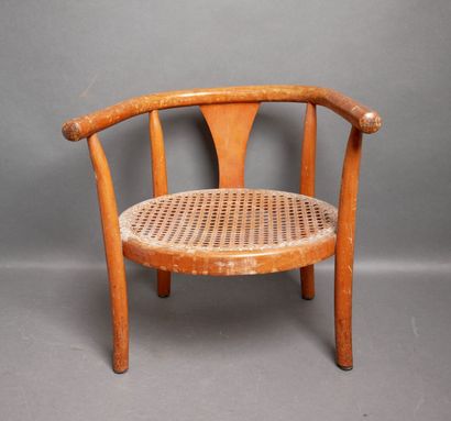 Fauteuil d'enfant en bois courbé, assise...
