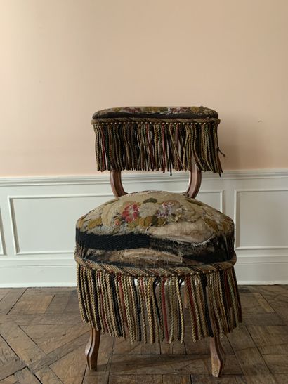 Chaise ponteuse en bois naturel garnie d'une...