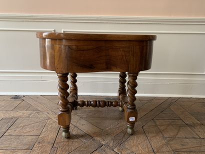Tabouret d'aisance en bois naurel à piètement...