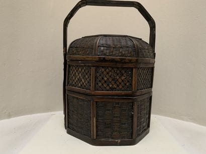 Petit panier à pique-nique en rotin et bois...