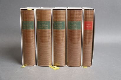 LA PLEIADE
- PROUST A la recherche du temps...