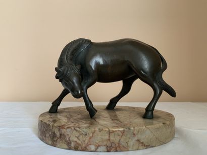 Ecole indochinoise
Cheval
Sculpture en bronze...