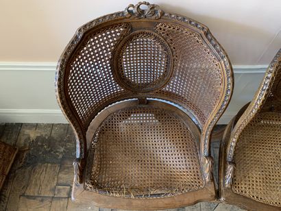 Paire de chaises gondoles en bois naturel...