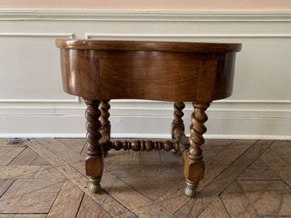Tabouret d'aisance en bois naurel à piètement...