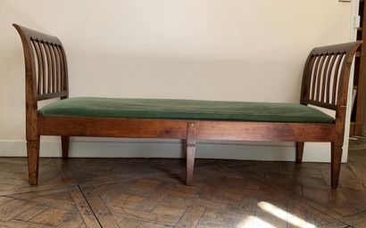 Banquette en bois naturel marqueté de filets...