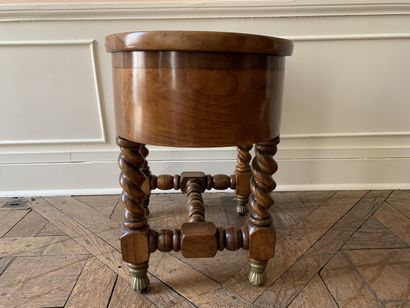 Tabouret d'aisance en bois naurel à piètement...