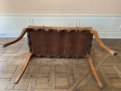 Bureau de pente en bois naturel marqueté...