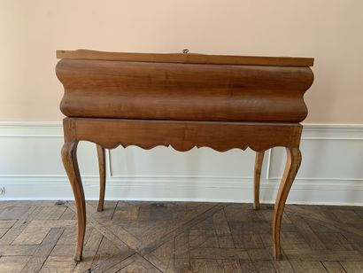 Bureau de pente en bois naturel marqueté...