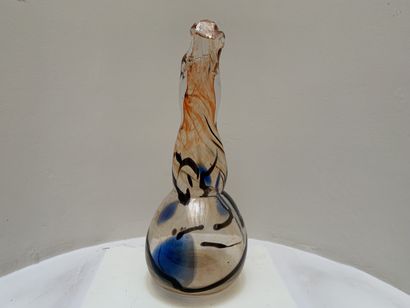 Ecole contemporaine
Bouteille en verre transparent...