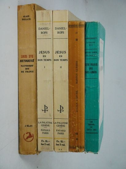 Lot :
- Ventura GARCIA CALDERON. 
Cette France...