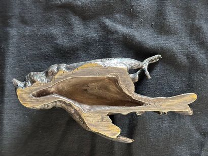 Paul COMOLERA (1818-1897)
Dead bird
Silver-plated...