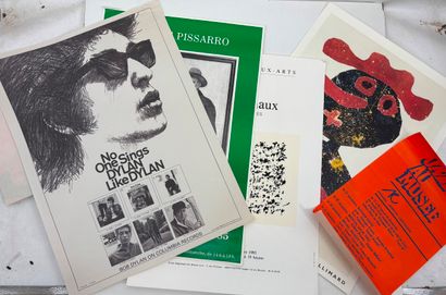 AFFICHES : 
- No sings Dylan like Dylan,...