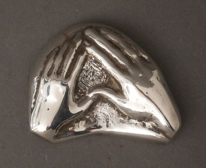 Contemporary school
Hands together
Silver...