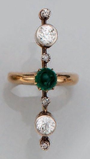 Bague de forme géométrique en or, ornée d'une...