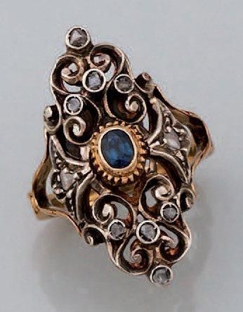 Bague marquise en or et argent ajouré, ornée...