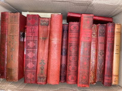 Set of 6 boxes containing approximately 110...