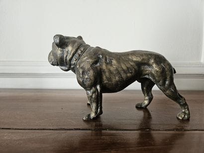 Ecole moderne
Bouledogue
Sculpture en bronze
H...