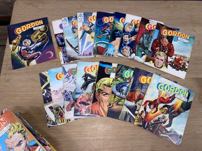 GORDON 
Lot de BD italiennes et françaises,...