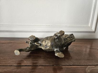Ecole moderne
Bouledogue
Sculpture en bronze
H...