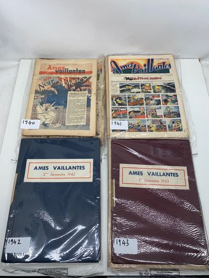 AMES VAILLANTES :
Important lot, comprenant...