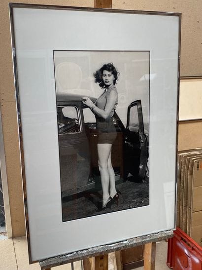 Sophia Loren
Photographie en noir et blanc.
58...
